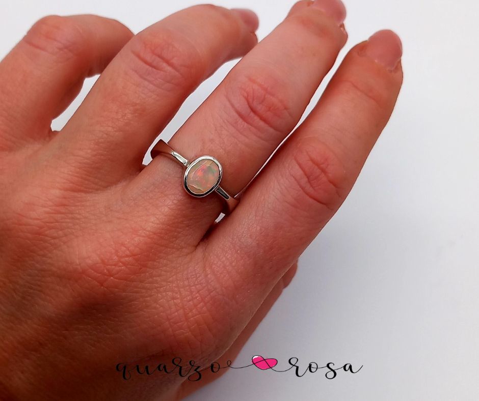 ANELLO IN OPALE ETIOPE